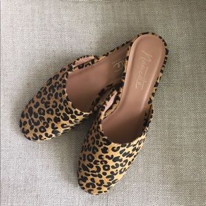 Nanette Lepore cowhide cheetah slide 9M